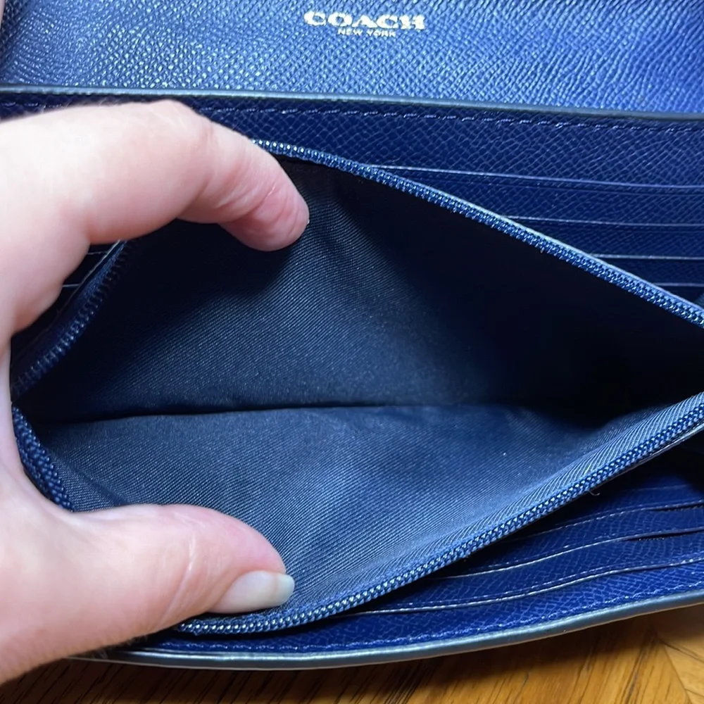 RARE COACH BLAKE WALLET IN QUILTED COLORBLOCK LEATHER - Picture 11 of 16